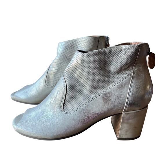 Gentle Souls Kenneth Cole Charlene Booties Size 8 Beige Open Toe Block Heel Zip - Picture 1 of 8